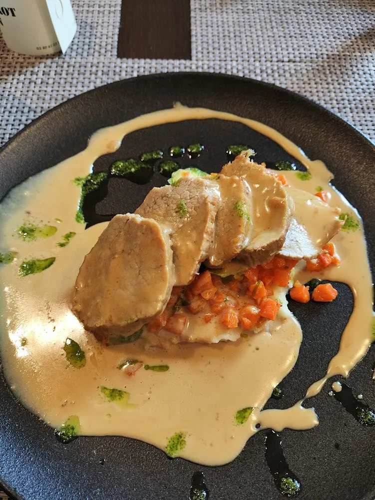 Rôti de Veau Sauce Époisse
